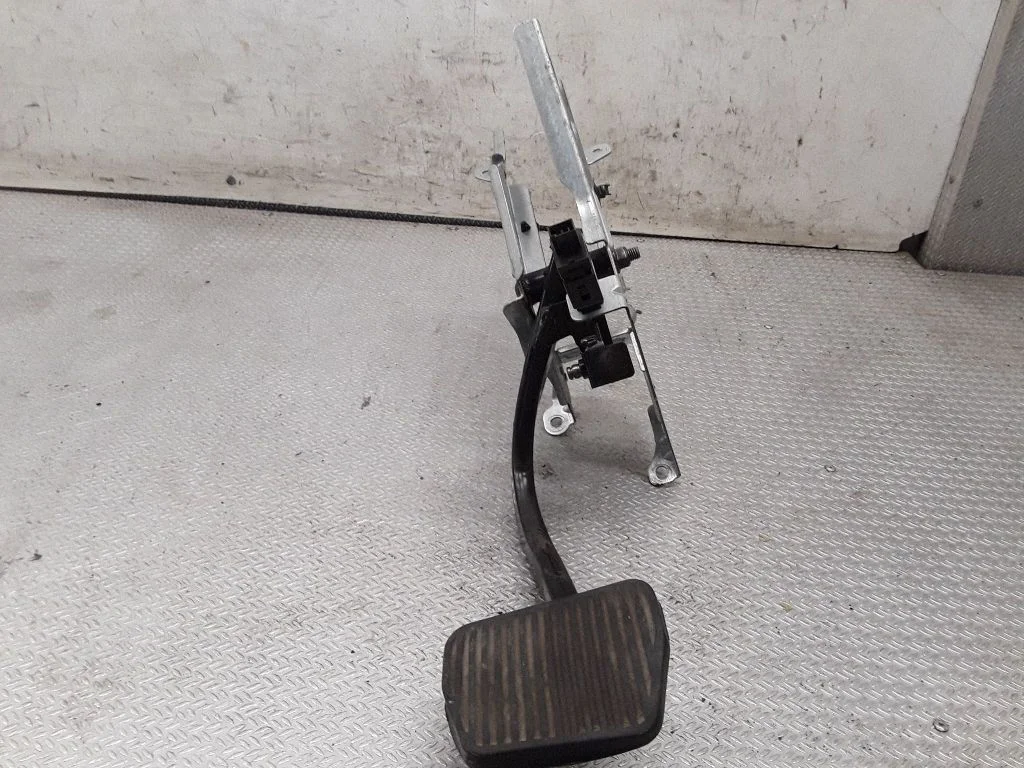 Brake pedal