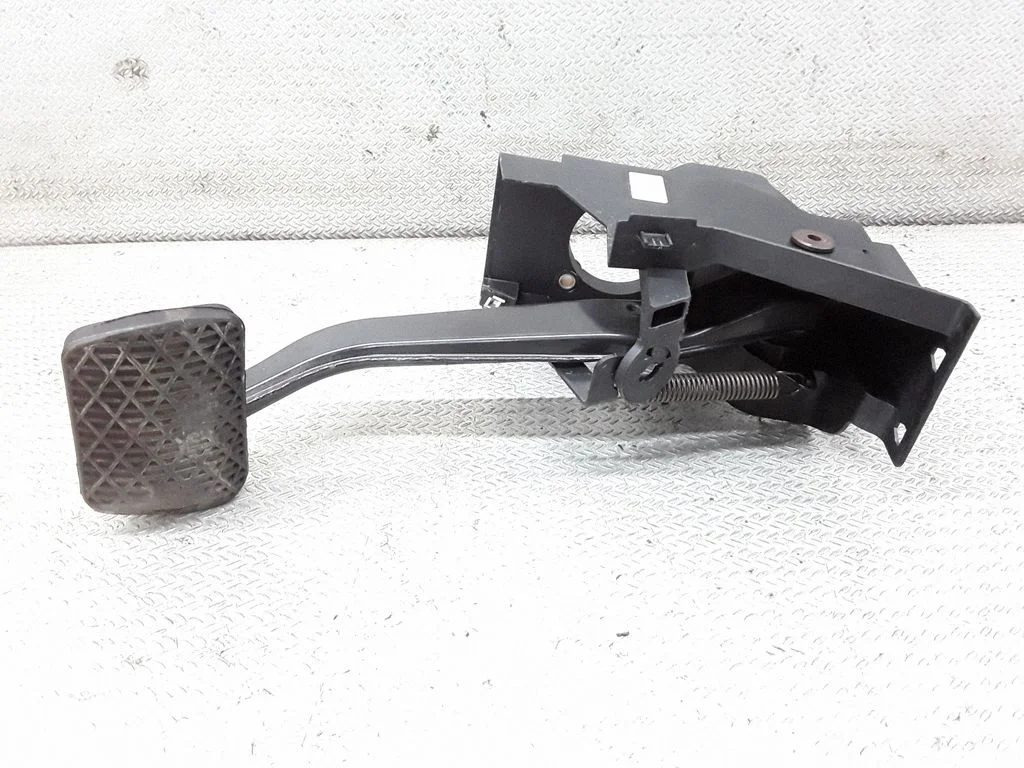 Brake pedal 2032900719