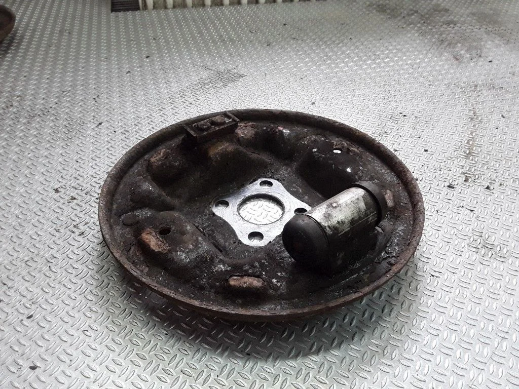Citas bremžu detaļas – Renault Modus (2004-2007), labā