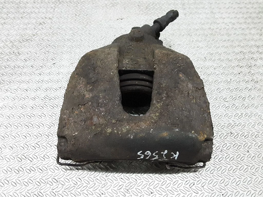 Esimene pidurisadul – vasak