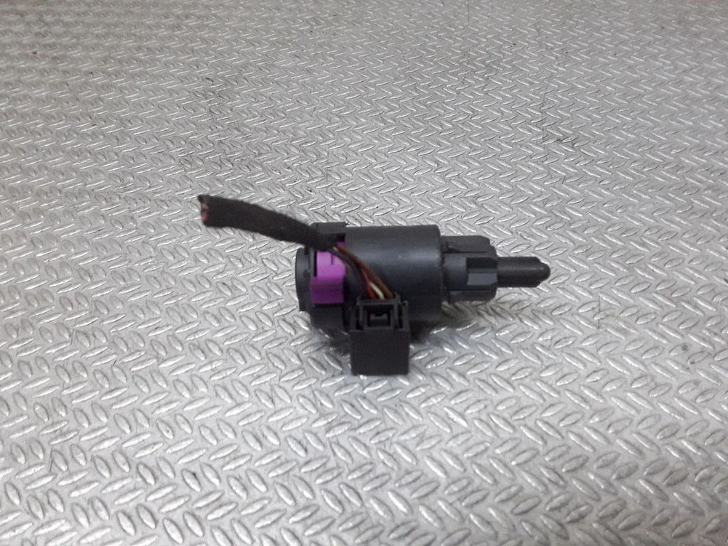 Piduripedaali andur – Audi A6 Allroad C6 (2006-2011)