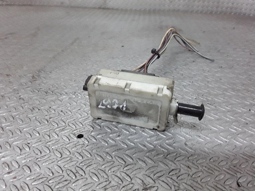 Brake pedal sensor switch – Chrysler Voyager (2004-2007)