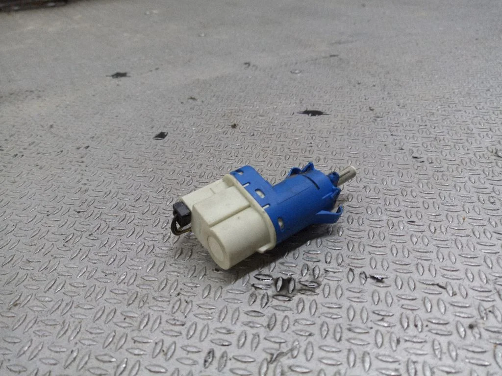 Piduripedaali andur 3M5T9C872AC