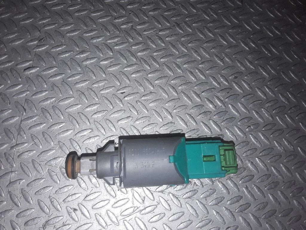 Bremžu pedāļa sensors – Renault Megane II (2002-2005)