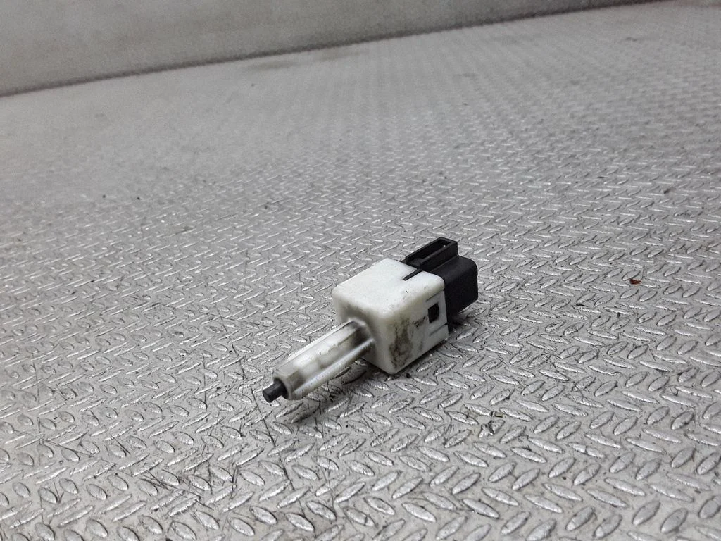 Brake pedal sensor switch – Honda Civic (2006-2011)