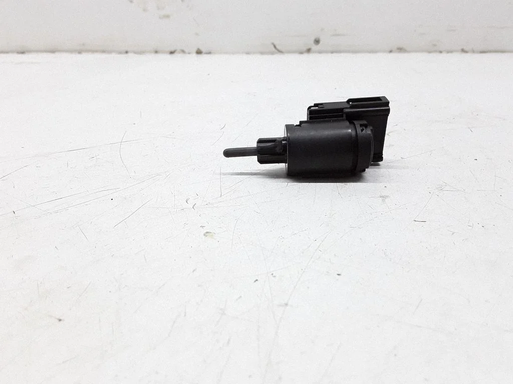Brake pedal sensor switch – Seat Exeo (3R) (2008-2013)