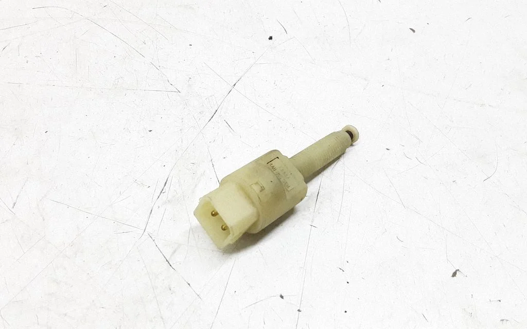 Bremžu pedāļa sensors 4A0945515A