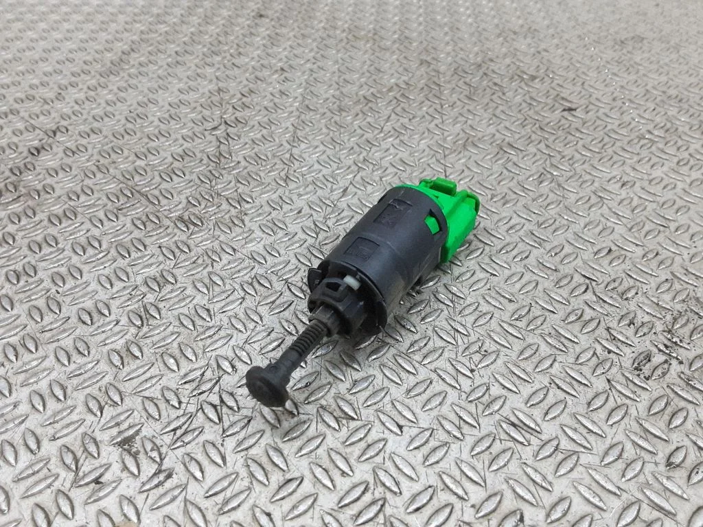 Bremžu pedāļa sensors 95835T