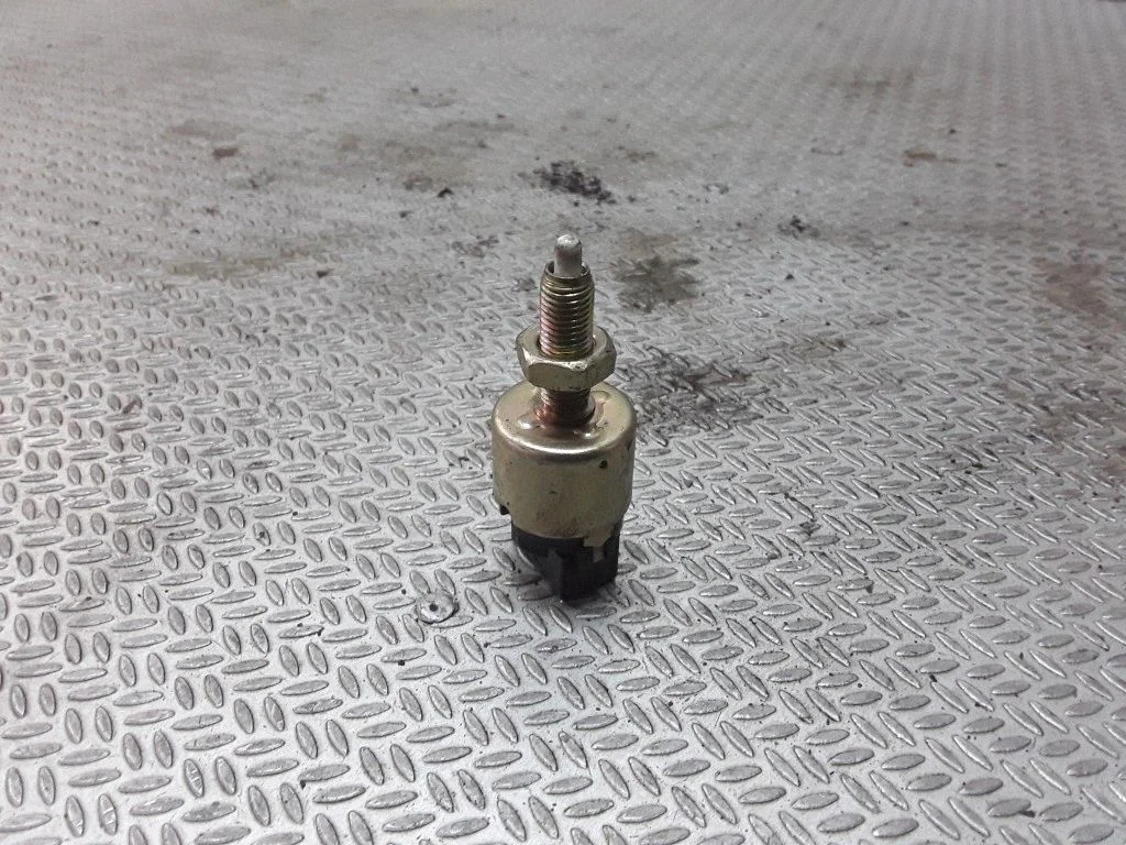 Bremžu pedāļa sensors 938103E000