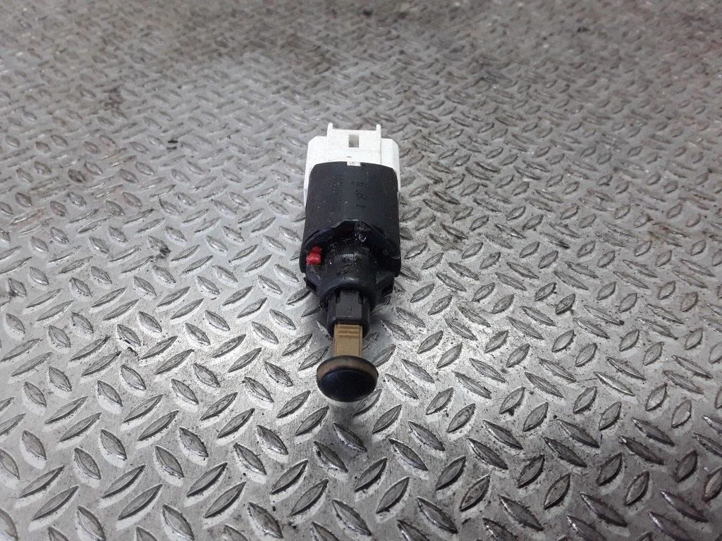 Bremžu pedāļa sensors 9643478880