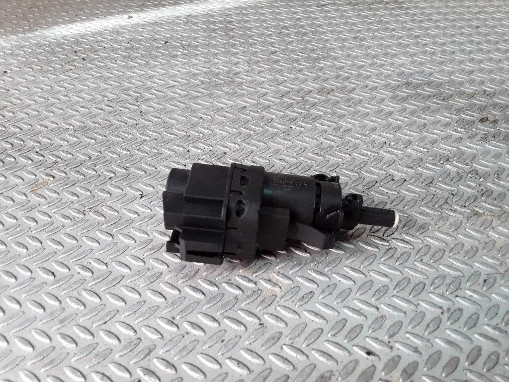 Bremžu pedāļa sensors – Volvo V50 (2004-2007)