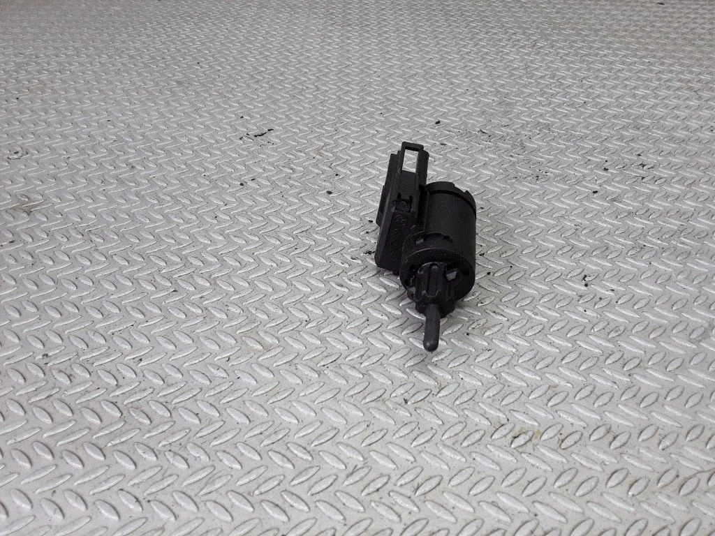 Piduripedaali andur – Volkswagen Golf IV (1998-2005)