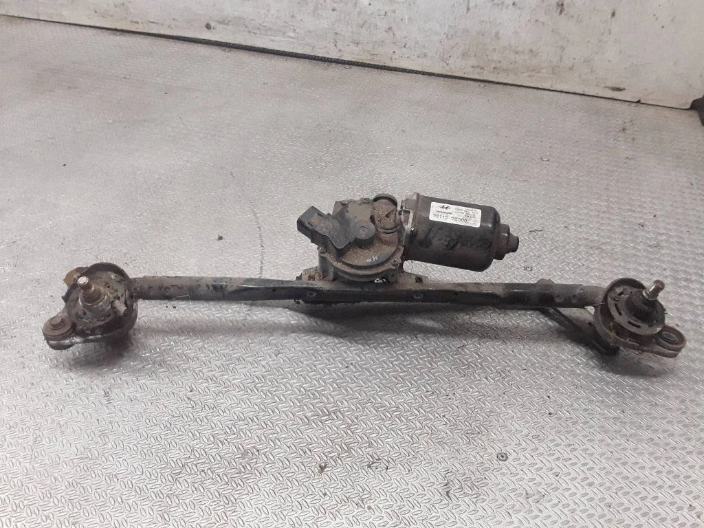 Front wiper linkage and motor – Hyundai Santa Fe (2006-2012)