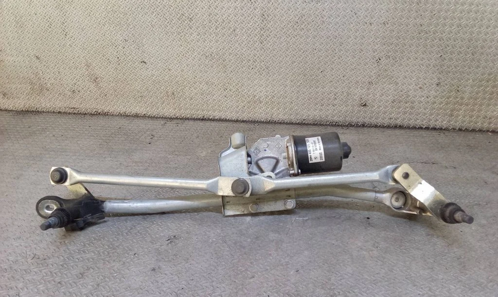 Front wiper linkage and motor – BMW 1 Series E81 E87 (2004-2011)