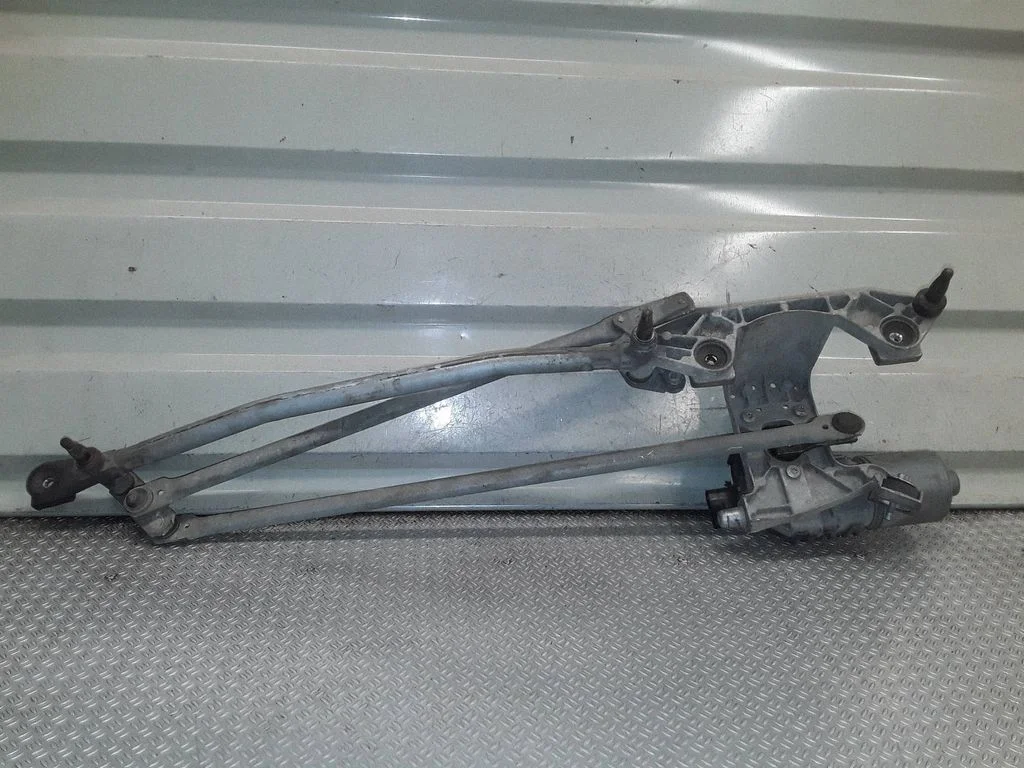 Mechanizm wycieraczek z silniczkiem – Ford Focus C-MAX (2003-2010)