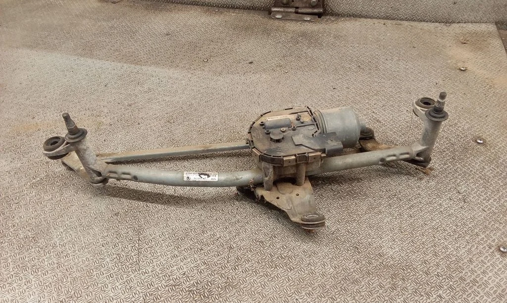 Tīrītāju mehānisma komplekts 5L1955119