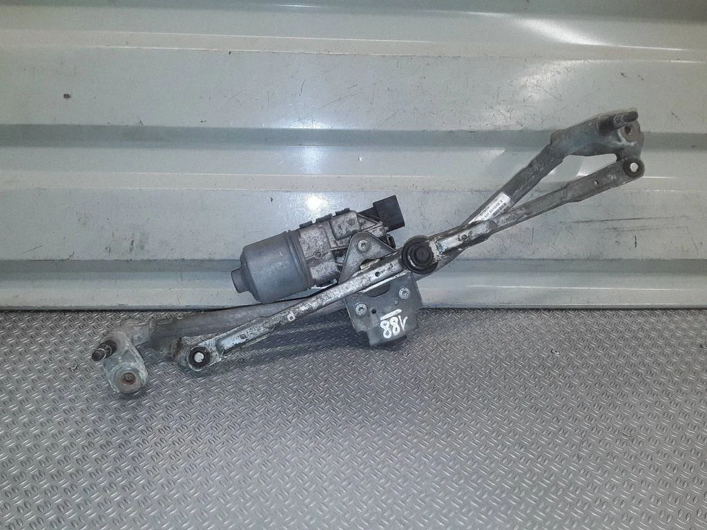 Front wiper linkage and motor – Volkswagen Polo IV 9N3 (2005-2009)
