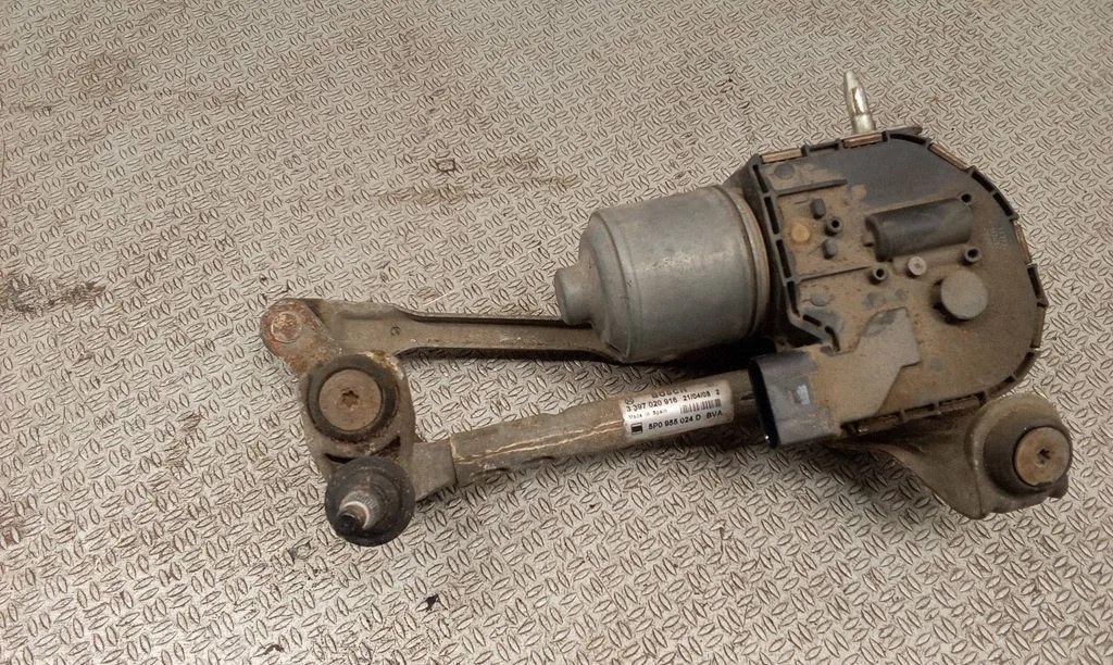Front wiper linkage and motor – Seat Altea XL (2004-2015)
