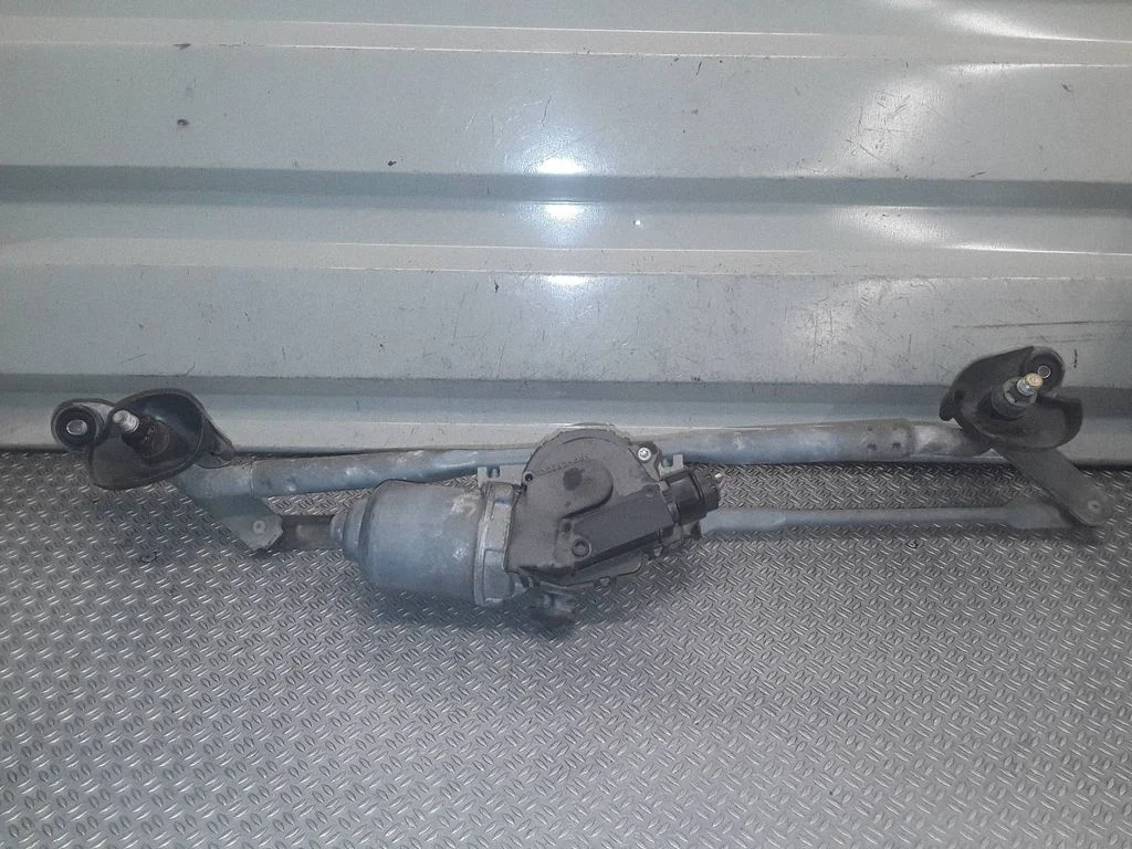 Kojameeste mehhanismi komplekt – Lexus IS 220D-250-350 (2006-2013)