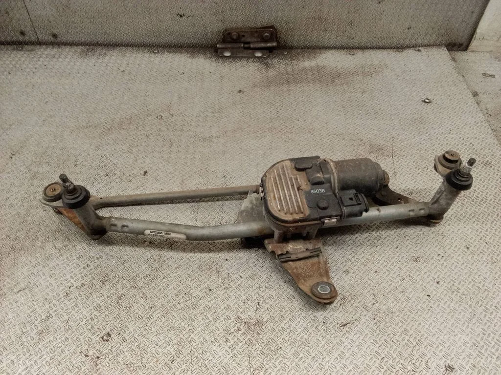Mechanizm wycieraczek z silniczkiem – Volkswagen Passat B6 (2005-2010)