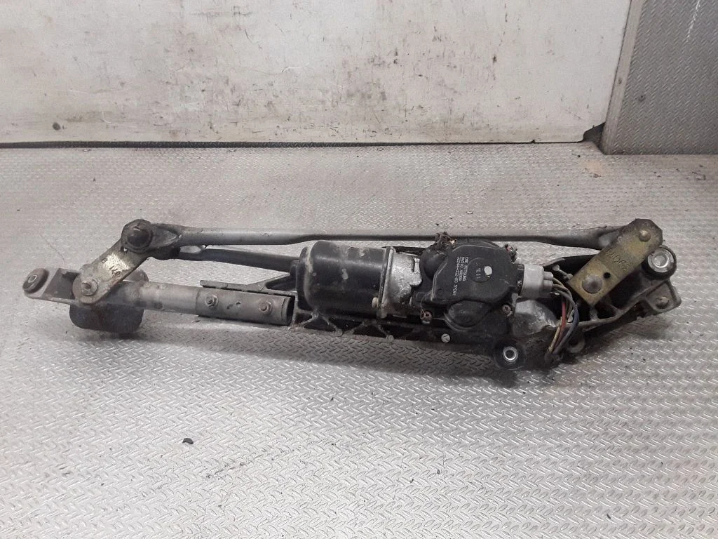 Tīrītāju mehānisma komplekts 86510XA00A