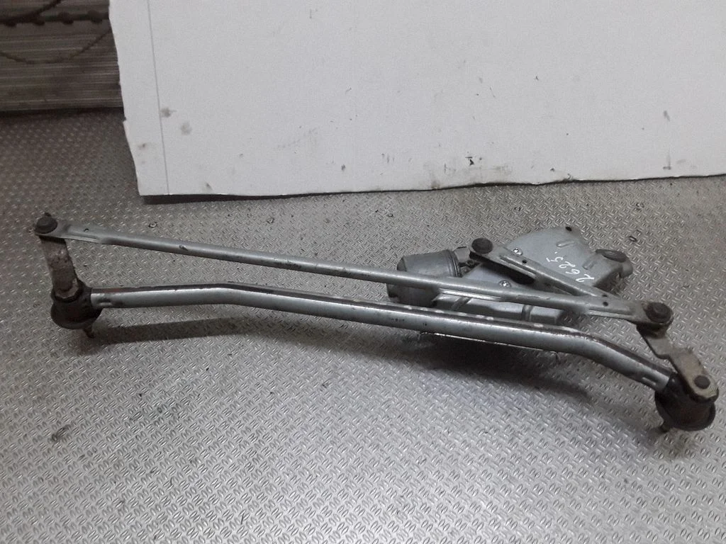 Front wiper linkage and motor – Dacia Logan Pick-Up (2005-)