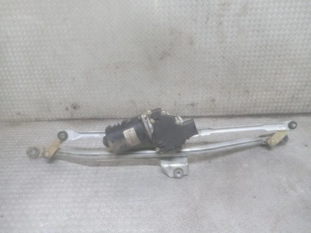Front wiper linkage and motor – Audi A6 Allroad C5 (1999-2005)