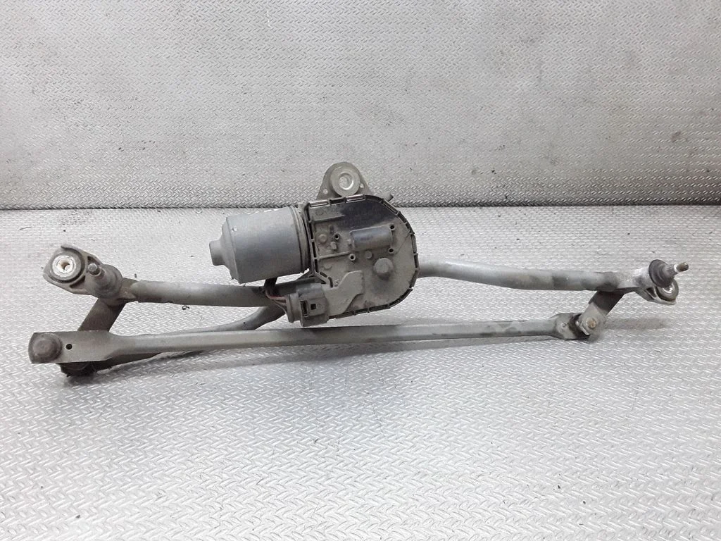 Mechanizm wycieraczek z silniczkiem – Audi A6 Allroad C6 (2006-2011)