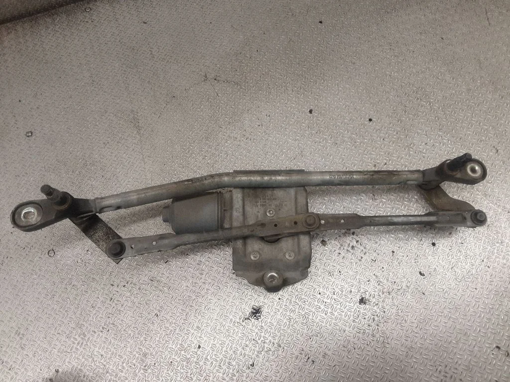 Front wiper linkage and motor – Citroen C5 (2005-2008)