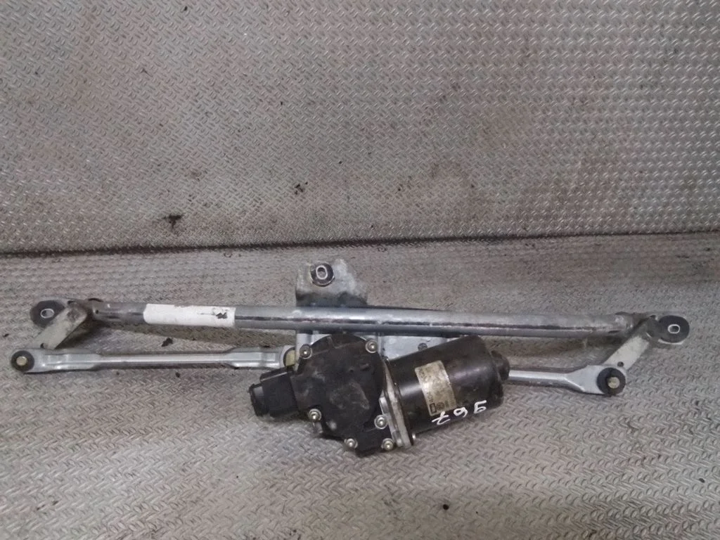 Front wiper linkage and motor – Audi A6 Allroad C5 (1999-2005)