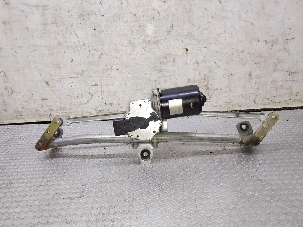 Mechanizm wycieraczek z silniczkiem – Volkswagen Golf IV (1998-2005)