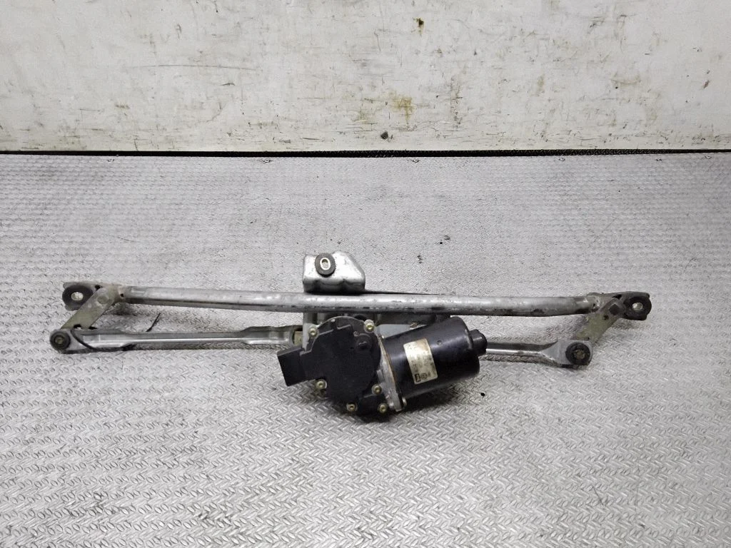 Kojameeste mehhanismi komplekt 8D1955113C