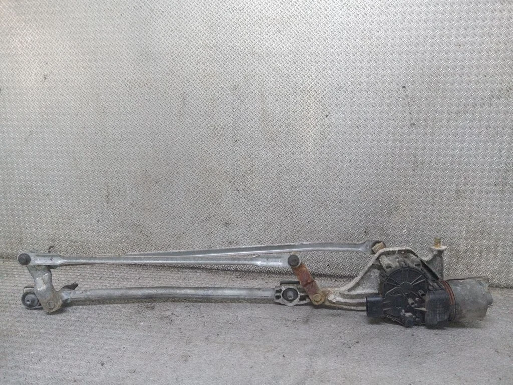 Kojameeste mehhanismi komplekt 4M5117508AA