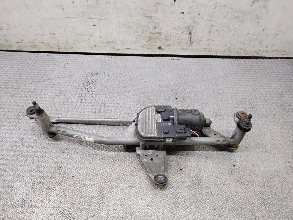 Mechanizm wycieraczek z silniczkiem – Volkswagen Passat B6 (2005-2010)