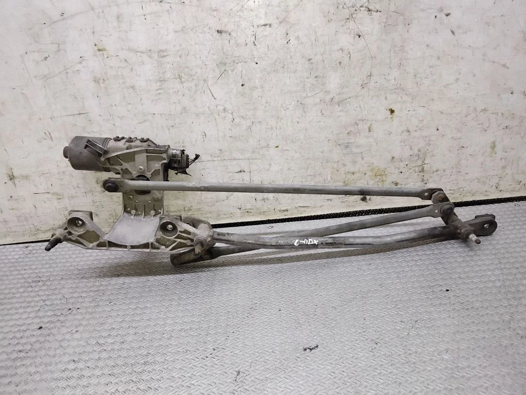 Mechanizm wycieraczek z silniczkiem – Ford Focus C-MAX (2003-2010)