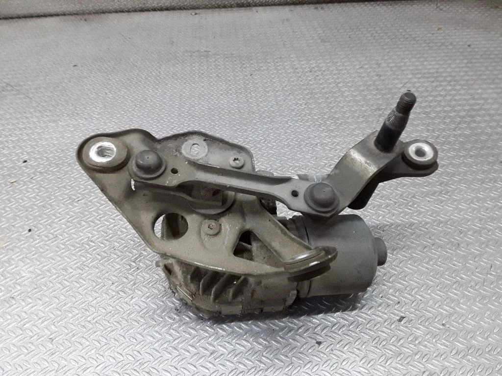 Front wiper linkage and motor