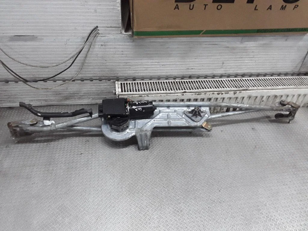 Front wiper linkage and motor – Seat Alhambra (Mk1) (1996-2010)