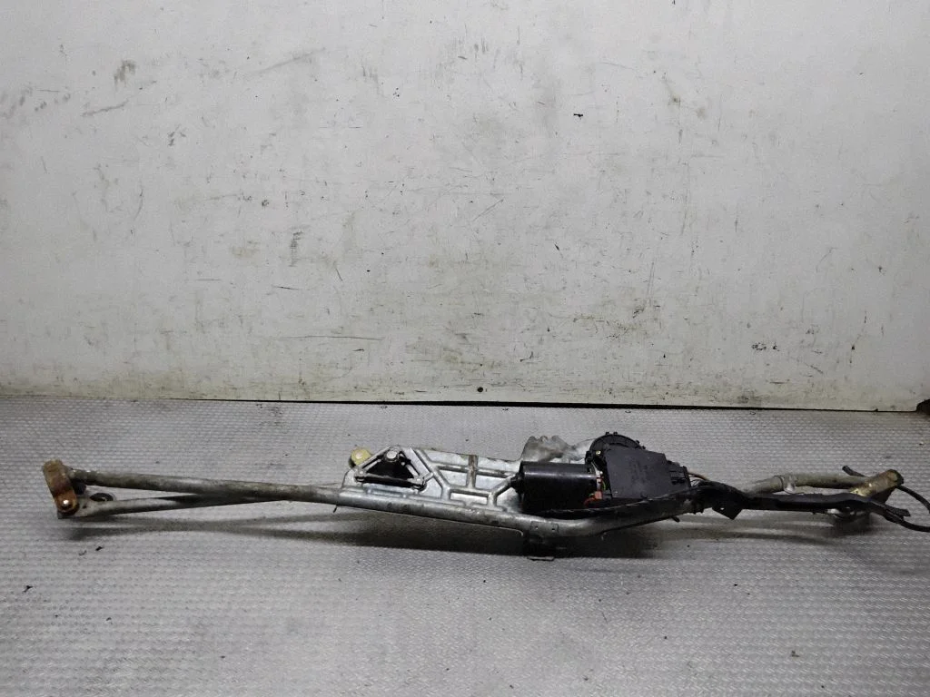 Front wiper linkage and motor – Ford Galaxy (2000-2006)