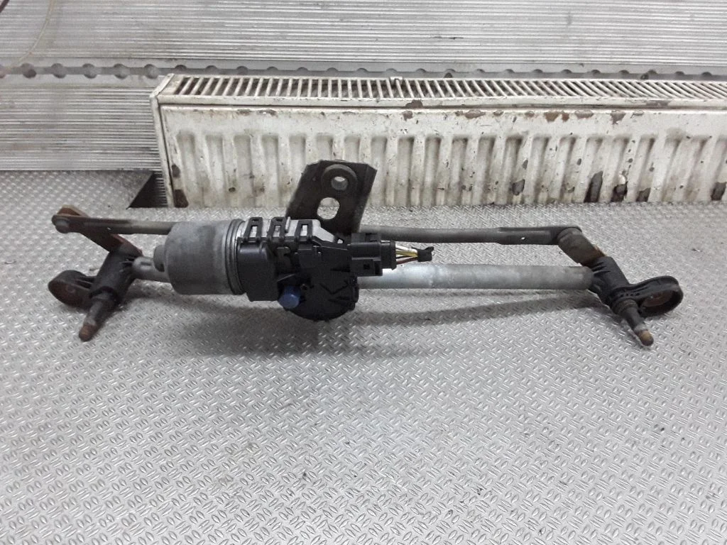 Tīrītāju mehānisma komplekts 13271686LHD