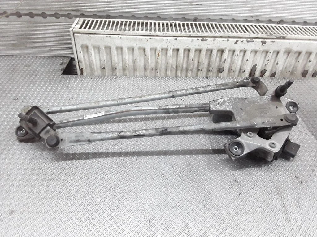 Front wiper linkage and motor – Ford Mondeo MK IV (2007-2014)
