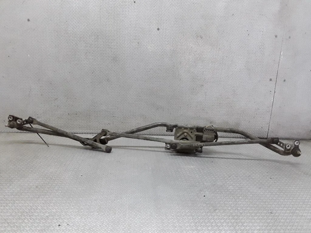Front wiper linkage and motor – Opel Zafira A (1999-2005)