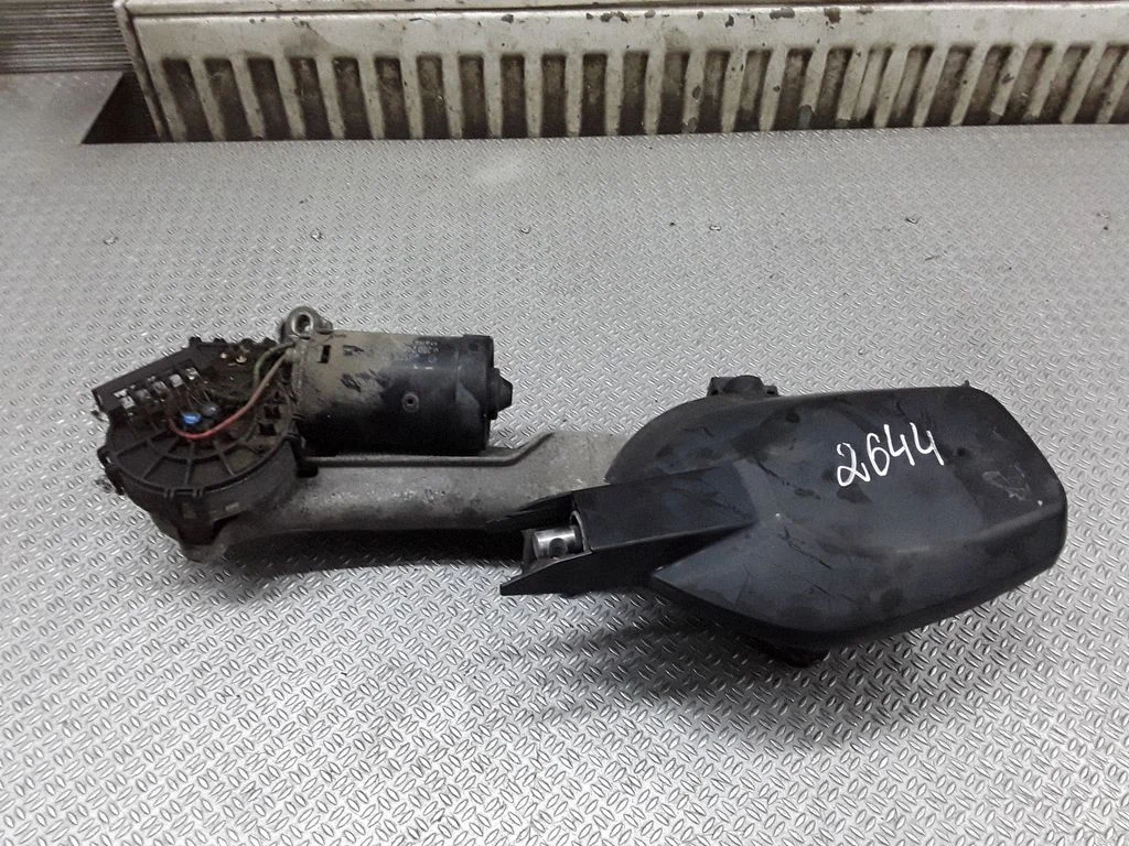 Front wiper linkage and motor – Mercedes-Benz CLK-Class A208 C208 (1997-2002)