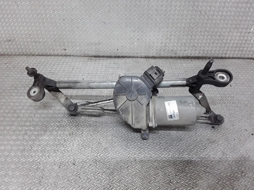 Front wiper linkage and motor – Opel Corsa D (2006-2014)