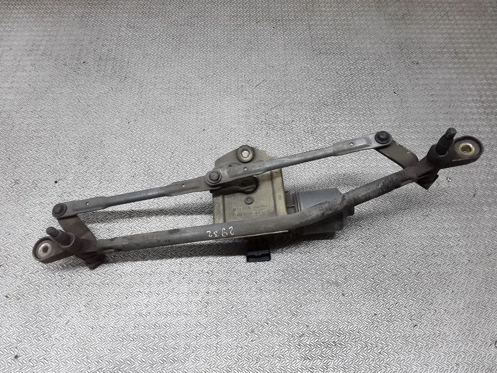 Front wiper linkage and motor – Citroen C5 (2001-2004)