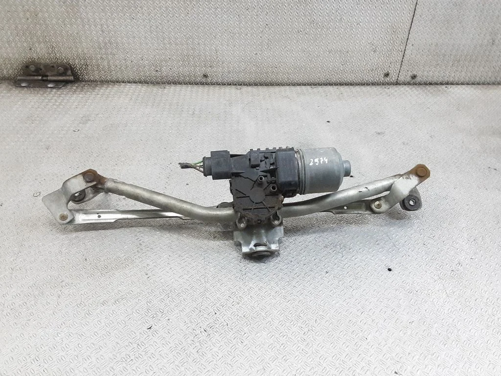Front wiper linkage and motor – Volkswagen Polo (2002-2005)