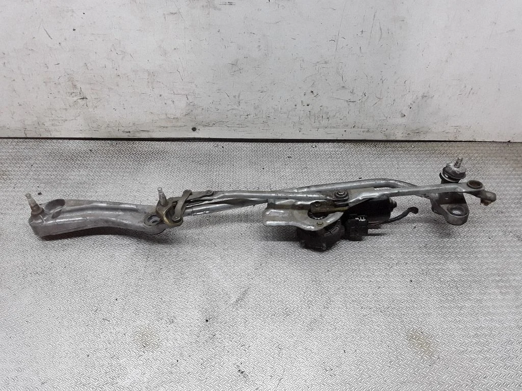 Mechanizm wycieraczek z silniczkiem – BMW Seria 5 E39 (1996-2003)