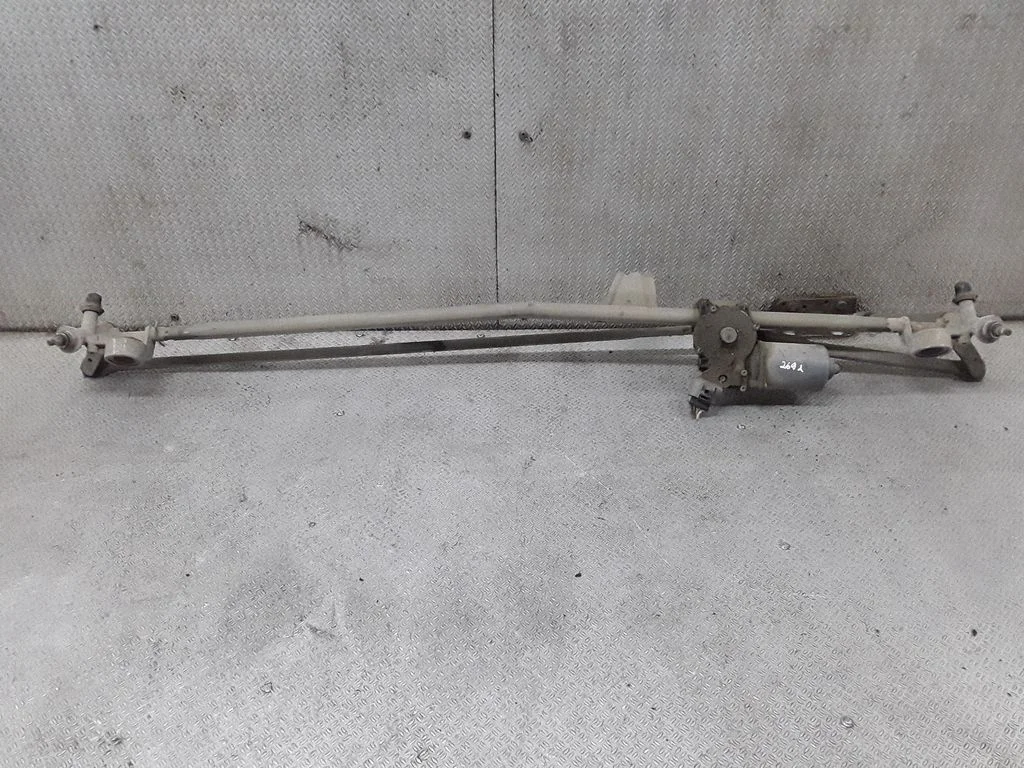 Mechanizm wycieraczek z silniczkiem – Opel Zafira B (2005-2014)