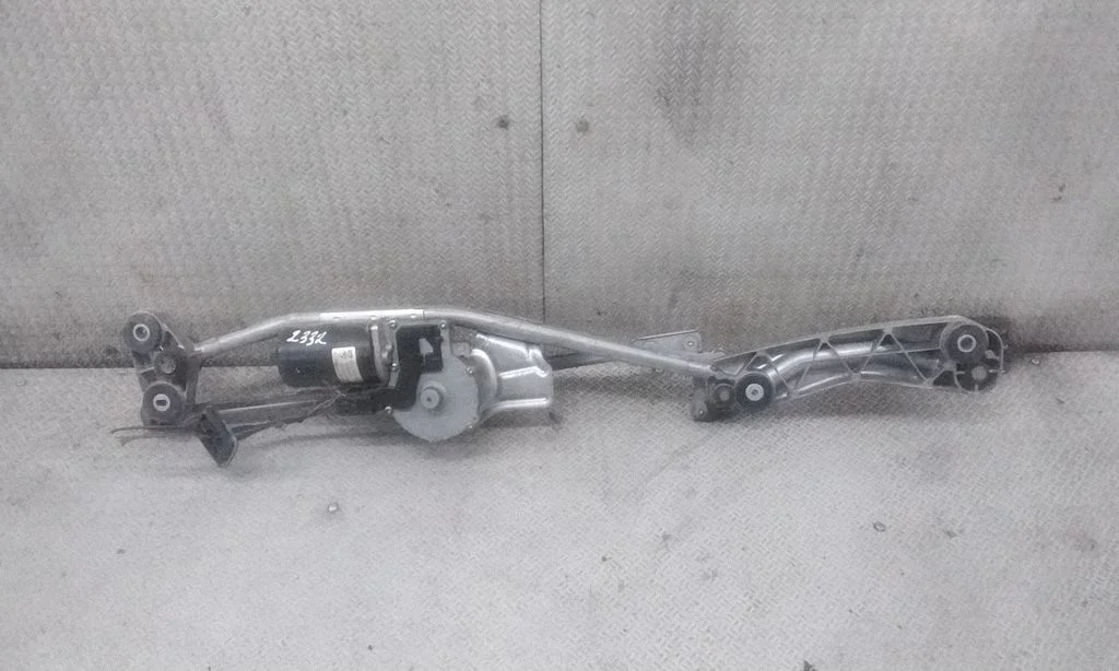 Mechanizm wycieraczek z silniczkiem – BMW Seria 5 E39 (1996-2003)