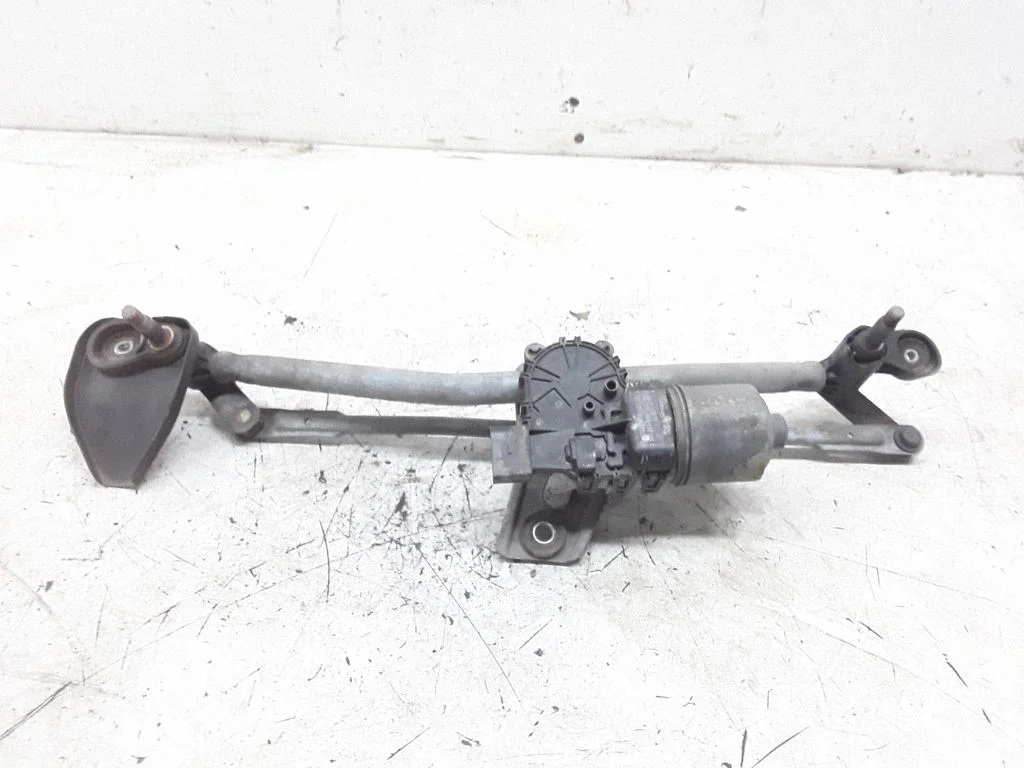 Mechanizm wycieraczek z silniczkiem – Opel Astra H (2004-2012)