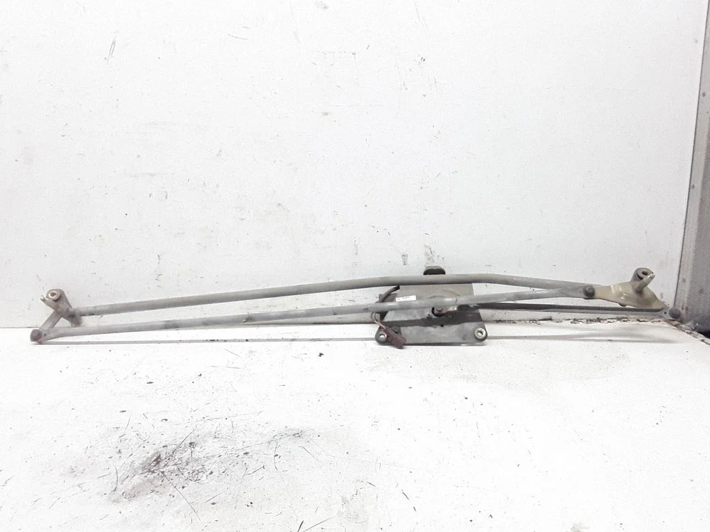 Front wiper linkage and motor
